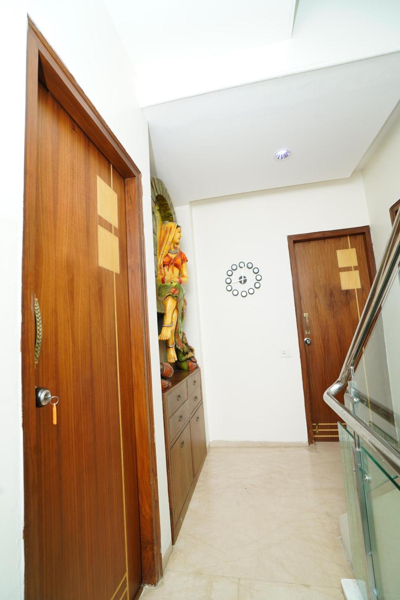 Golden Villa - Duplex House With Private Theater - Near To Alipiri And Bhudevi Ttd Ticket Counter And Kapilateertham Tirupati Esterno foto