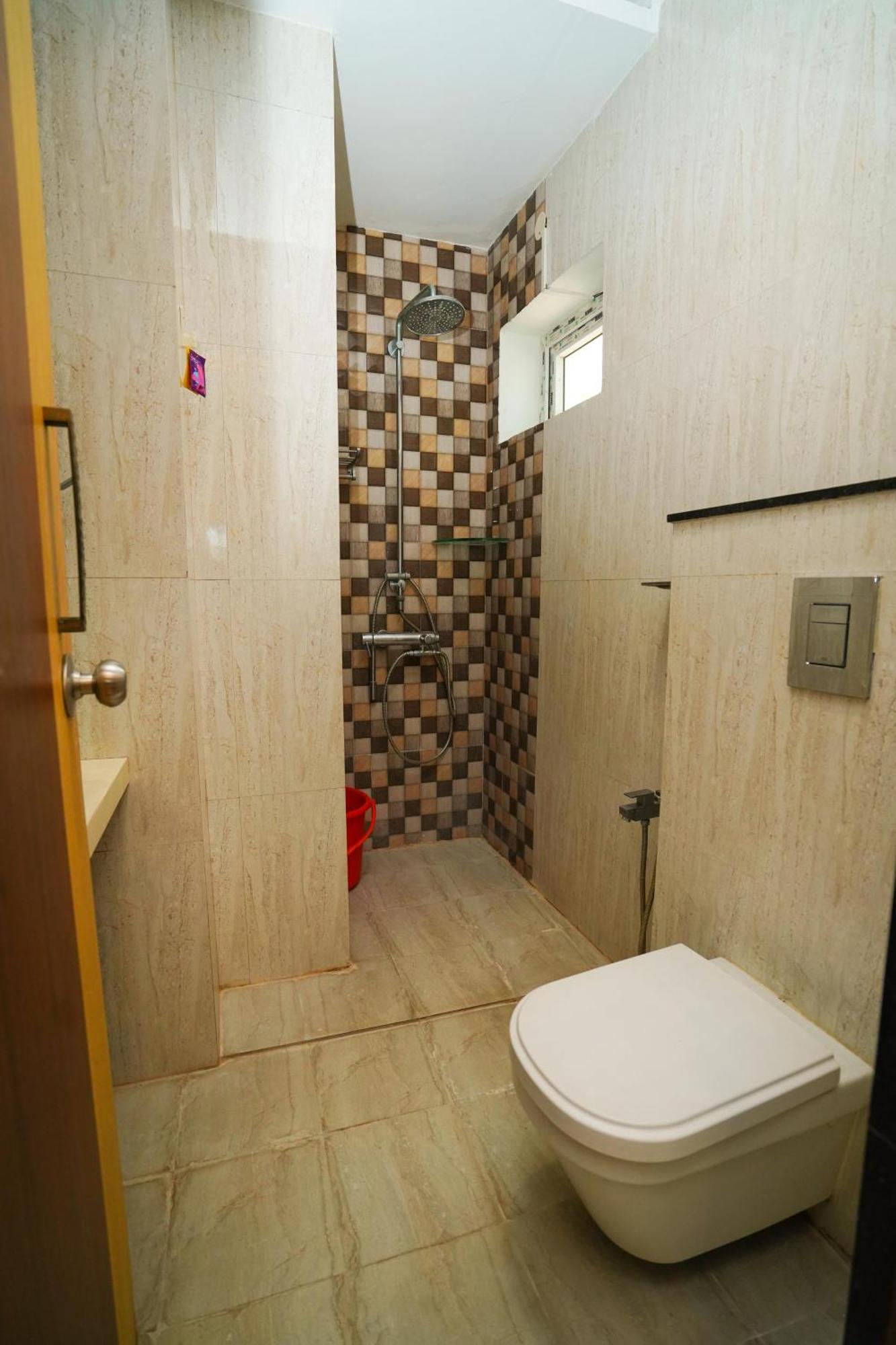 Golden Villa - Duplex House With Private Theater - Near To Alipiri And Bhudevi Ttd Ticket Counter And Kapilateertham Tirupati Esterno foto