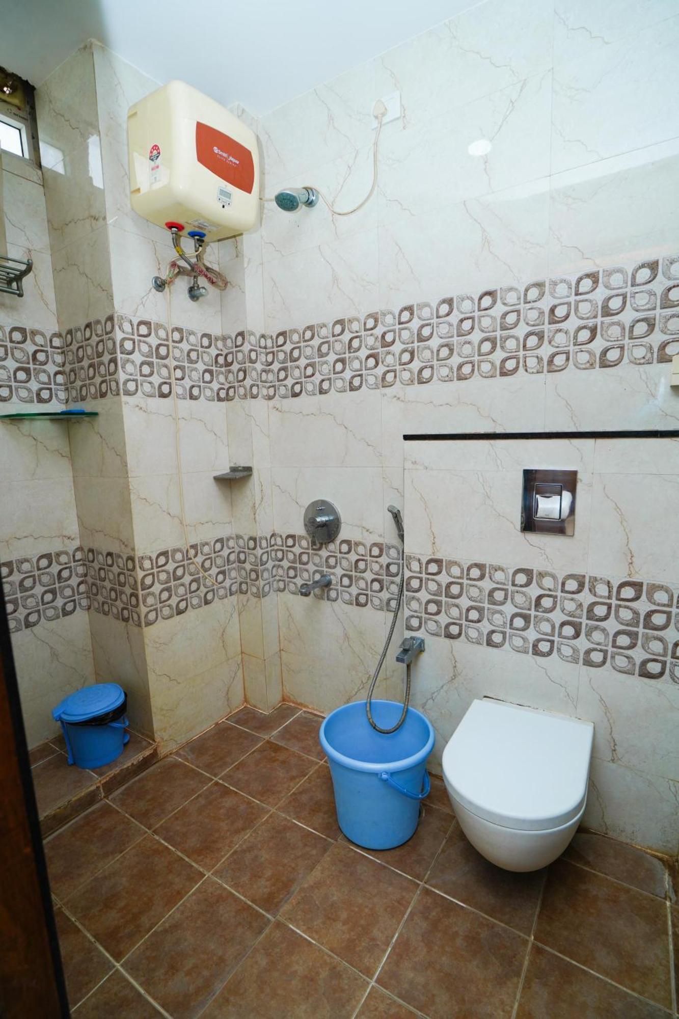 Golden Villa - Duplex House With Private Theater - Near To Alipiri And Bhudevi Ttd Ticket Counter And Kapilateertham Tirupati Esterno foto